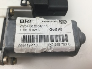Volkswagen Golf Plus Mk5 (2004–2008) Rear side door window regulator motor 1K0959703C - 4