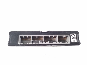 LEXUS CT 200h ZWA10 (2010–2017) Control unit 8968176220 - 3