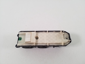 LEXUS CT 200h ZWA10 (2010–2017) Fensterheberschalter vorne 8404060160 - 2