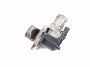 Hyundai Santa Fe (2012–2018) EGR vārsts 284102F000 - 4