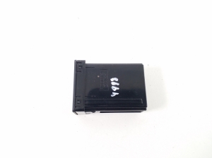 LEXUS CT 200h ZWA10 (2010–2017) USB port 8619076040 - 2