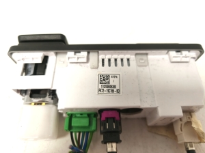 Land Rover Discovery Sport (2014–2026) USB-Anschluss FK7219C166BD - 7