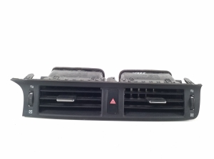 Dashboard air vent grilles - 5567076010