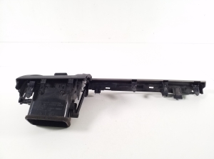 LEXUS CT 200h ZWA10 (2010–2017) Dashboard air vent grilles 5566076010 - 4