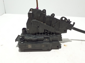 Mercedes Benz E-Class W214 (2023–2026) Esiukse lukk A0997209601 - 2
