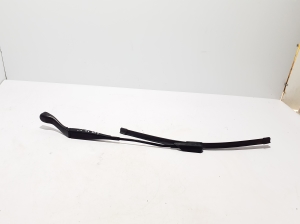   Esiklaasi puhasti hoob  - A2148207002 