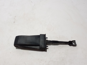   Tagumise külje ukse avamise piiraja  - A2147304100 