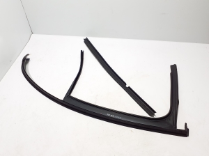 Mercedes Benz E-Class W214 (2023–2026) Tagumise küljeukse tihend uksel A2147350800 - 5