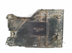 LEXUS CT 200h ZWA10 (2010–2017) Underbody shield 5816576010 - 3