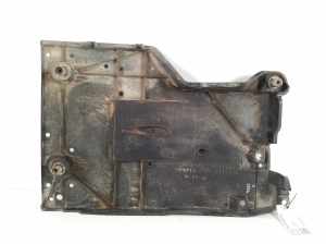 LEXUS CT 200h ZWA10 (2010–2017) Underbody shield 5816676010 - 3
