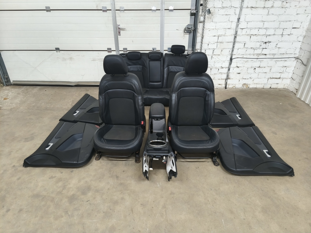 Kia Sportage (2010–2016) Interior and its parts Kia Sportage (2010–2016) Interior and its parts