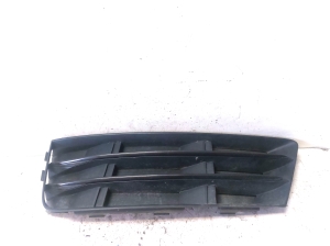 AUDI A4 B9 (2015–2026) Front bumper lower grille 8W0807681R - 4