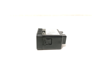 Kia Sportage (2010–2016) USB port 961103W000 - 5