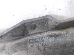 AUDI A4 B9 (2015–2026) Bavettes de roue 8W0853833 - 3