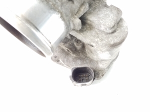 Hyundai Santa Fe (2012–2018) Drosselklappe 351002F100 - 3