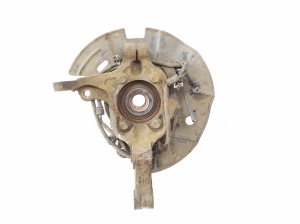 Hyundai Santa Fe (2012–2018) Front wheel hub 517162W000 - 2