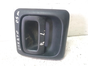 Front door exterior handle - 1304175070