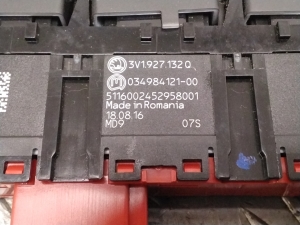 Parking system switch - 3V1927132Q