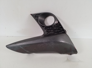 Front bumper fog lamp cover - 5211376060