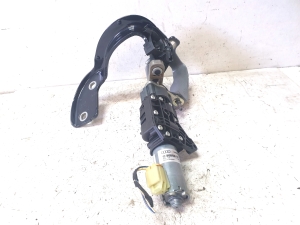 AUDI A4 B9 (2015–2026) Trunk lid hinge 8W9827300 - 3