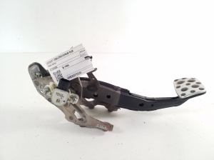 LEXUS CT 200h ZWA10 (2010–2017) Bremspedal 4711076080 - 3