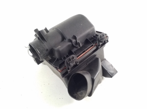 LEXUS CT 200h ZWA10 (2010–2017) Luftfiltergehäuse 1770037292 - 3