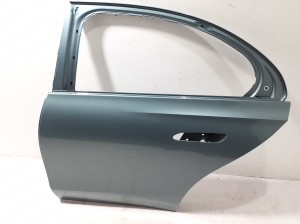 Mercedes Benz E-Class W214 (2023–2026) Tagumised küljeuksed A2147304302 - 3
