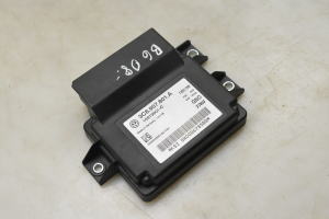 Volkswagen Passat B6 (2005–2010) Electric parking brake control module 3C8907801A - 3