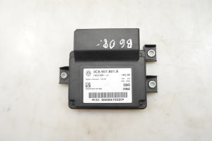 Volkswagen Passat B6 (2005–2010) Electric parking brake control module 3C8907801A - 4