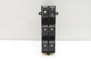 Fensterheberschalter vorne - 935702T550