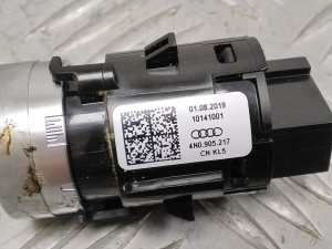 AUDI Q3 F3 (2018–2026) Ignition switch 4N0905217 - 2
