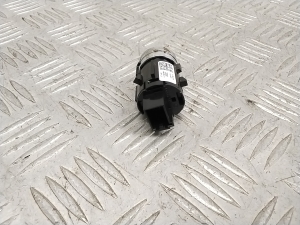 AUDI Q3 F3 (2018–2026) Ignition switch 4N0905217 - 3