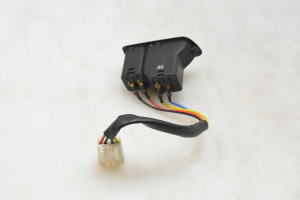 Kia Optima (2010–2015) Trunk opening switch 935552T050 - 2