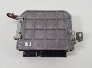 LEXUS CT 200h ZWA10 (2010–2017) Engine control unit 8966176180 - 2