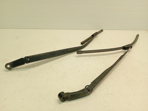 TOYOTA Auris E18 (2012–2018) Windshield wiper arm 2342519 - 2