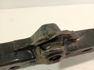 TOYOTA Auris E18 (2012–2018) Esimese põiktala osa radiaatorite all 5710402230 - 4