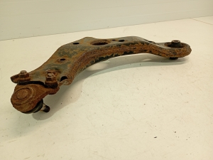 TOYOTA Auris E18 (2012–2018) Eesmine õõtshoob 4806802130 - 4