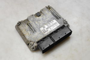 Motorsteuergerät - 03G906021AB