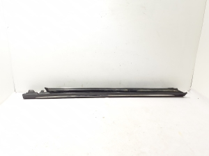  Karbi välimine ilupaneel  - A2146905301 