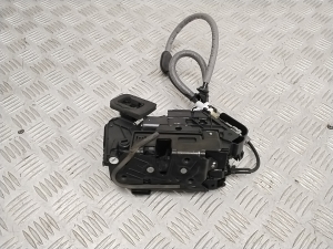 Volkswagen Golf VII (2012–2026) Rear side door lock 5TA839015L - 4