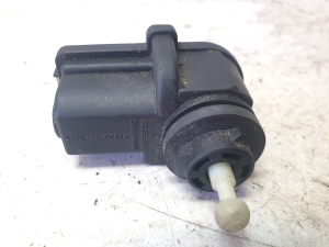Moteur de réglage de phare - XS4X13K198AB