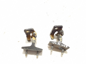 Mercedes Benz E-Class W214 (2023–2026) Esiukse ülemine hing A2147202801 - 2