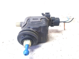 Scheinwerfer Stellmotor - 007878
