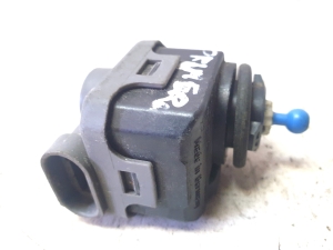 NISSAN Primera P12 (2001–2008) Scheinwerfer Stellmotor 7700420737 - 3