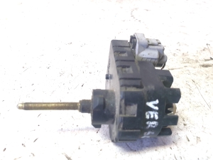 TOYOTA Corola Verso E12 (2001–2004) Scheinwerfer Stellmotor - 4
