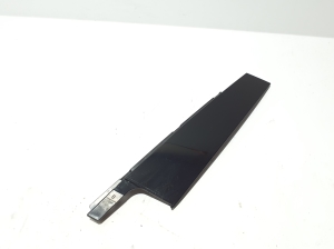  Esiukse klaasi välimine liist  - A2146901900 