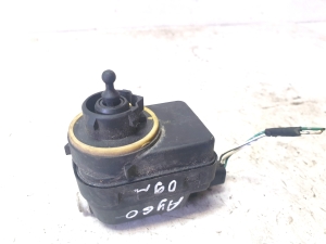 TOYOTA Aygo B 10 (2005–2014) Headlight leveling motor - 2