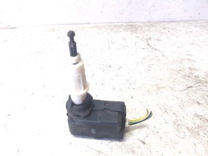 Headlight leveling motor - 