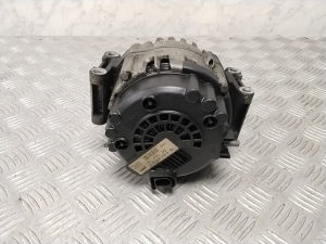 Mercedes Benz E-Class W212 (2009–2015) Alternator A0009062700 - 3