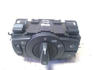 Headlight switch - 693279402